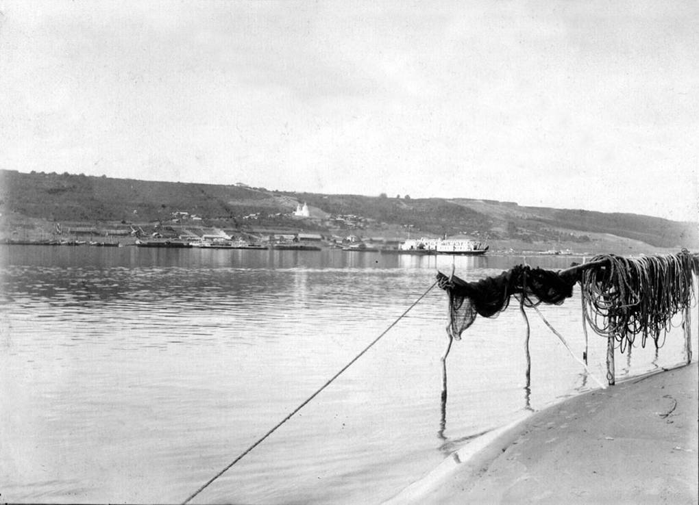 Вид с левого берега Волги. 1890